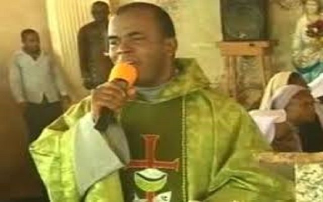 Mbaka Apologizes To Peter Obi