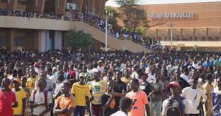 Thousands Queue To Volunteer For Defence Of Niger Against ECOWAS Military